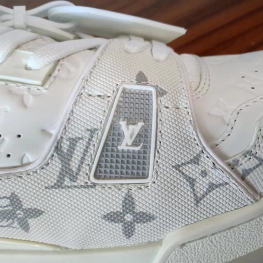 Louis Vuitton LV White Casual Sports Retro Shoes - Picture 14 of 14